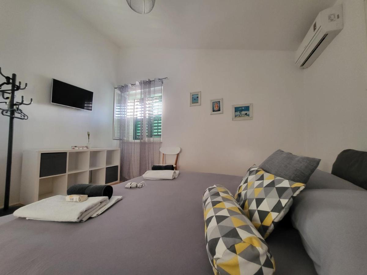 Apartment Villa Mirna Макарска Екстериор снимка