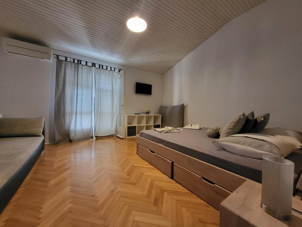Apartment Villa Mirna Макарска Екстериор снимка