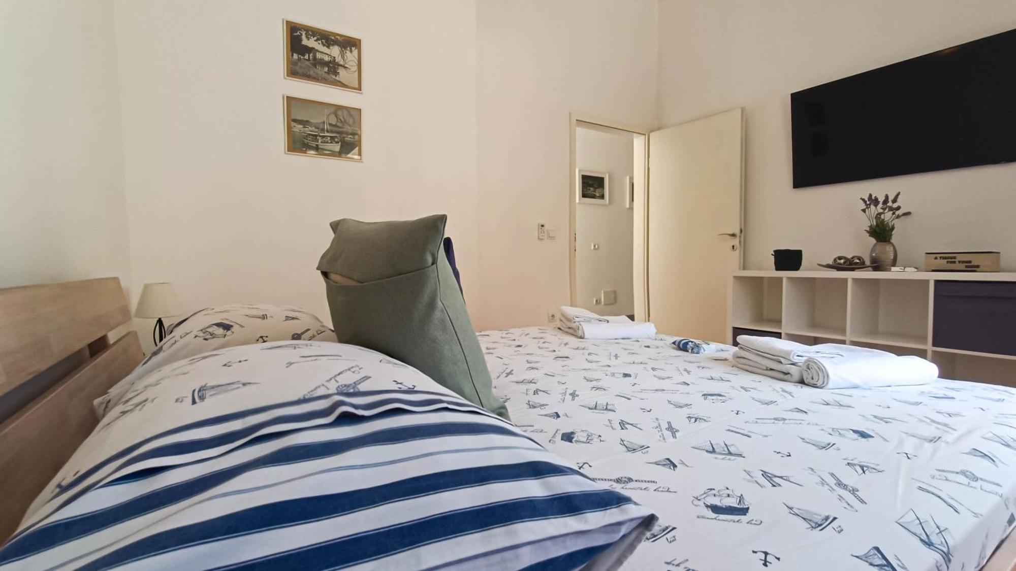 Apartment Villa Mirna Макарска Екстериор снимка